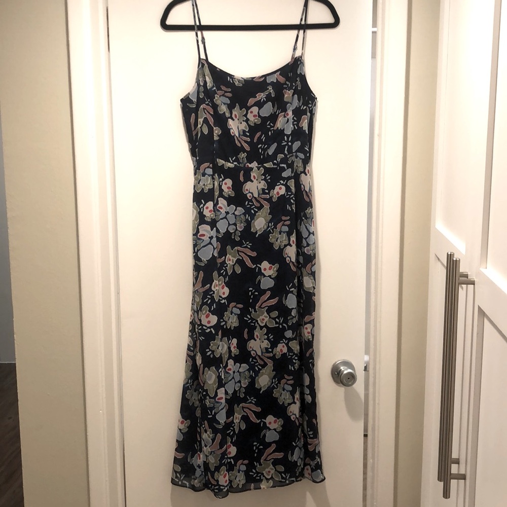 Aritzia Wilfred Destination Dress - Navy Floral